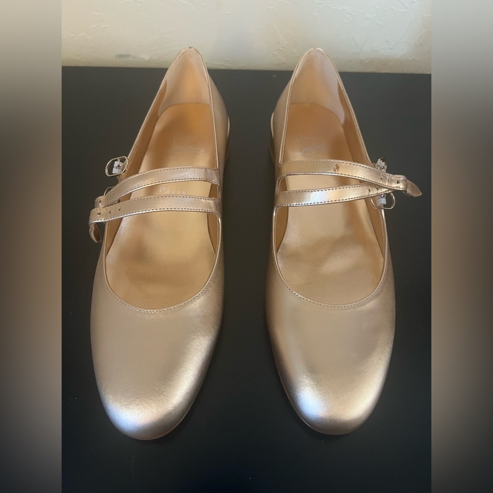 Christian Louboutin Sweet Jane Flat in Leche, size 39.5